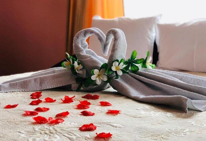 Junior Suite Deluxe, Meatsa