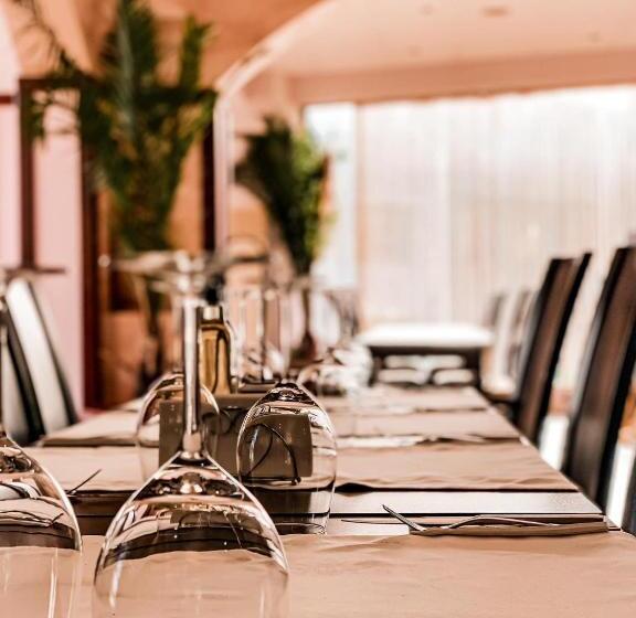 Junior Suite Deluxe, Meatsa