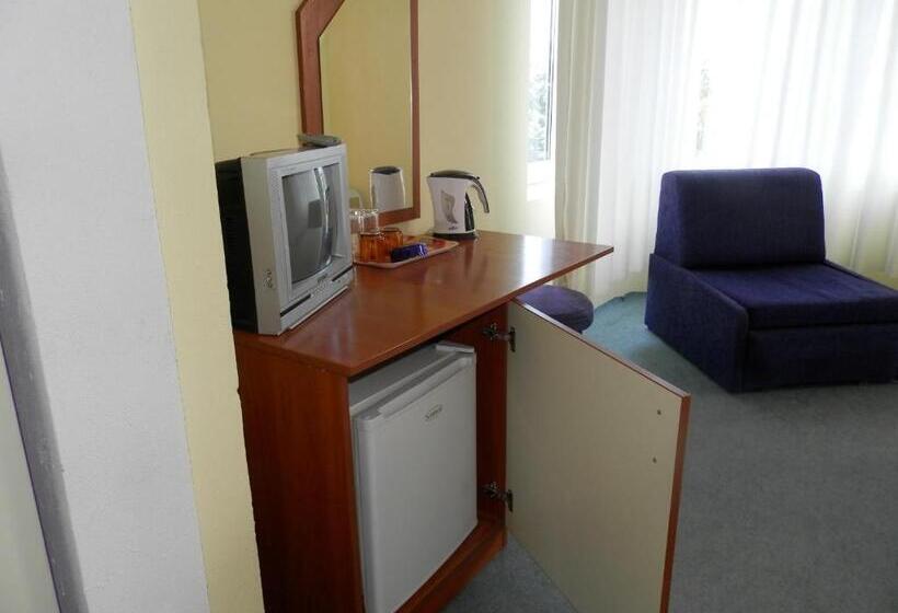 スタンダードルーム, North