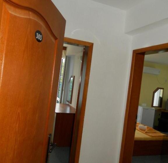 1ベッドルームアパートメント, North