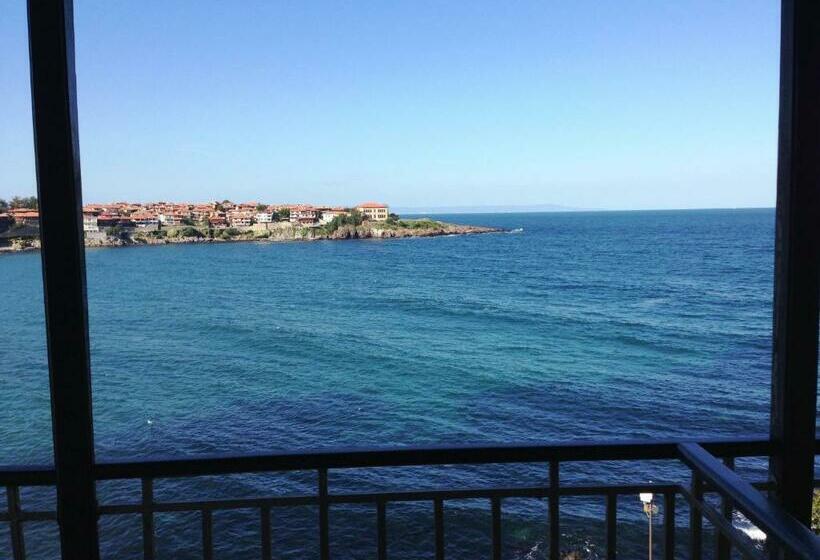 آپارتمان 1 خوابه با بالکن و چشمانداز دریا, Parnasse