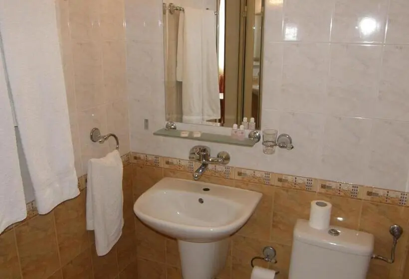 Standard Single Room, Philippopolis