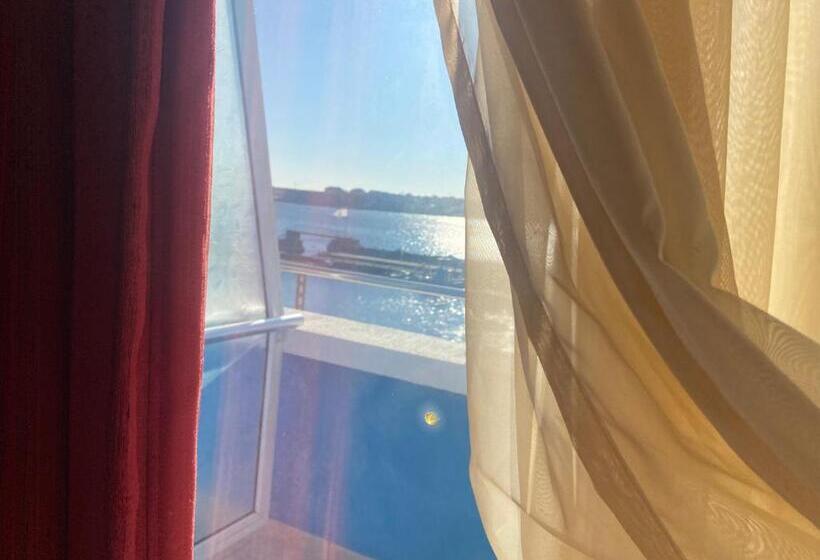 Triple Room Sea View, Ribarska Sreshta Family