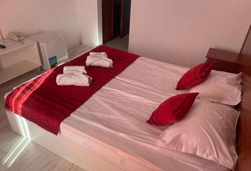 Triple Room Sea View, Ribarska Sreshta Family