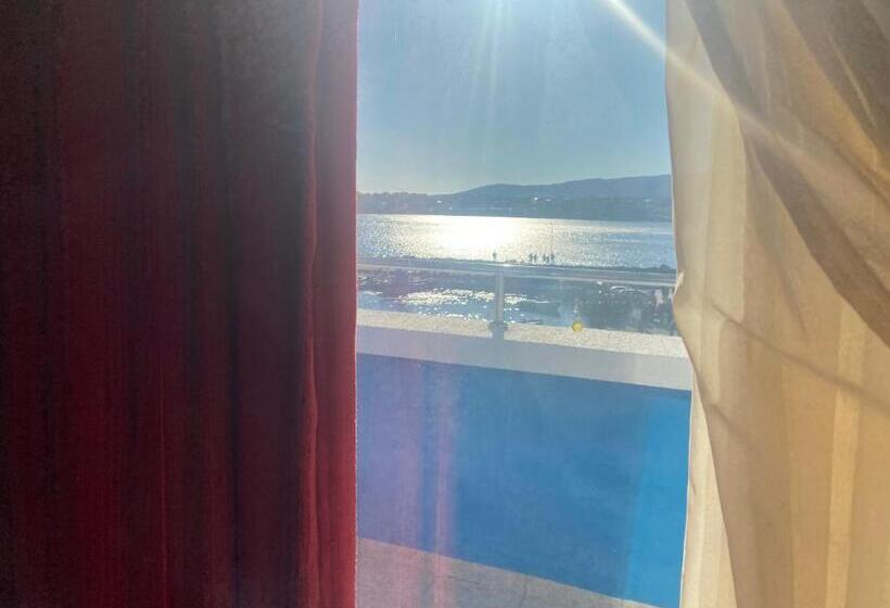 Triple Room Sea View, Ribarska Sreshta Family