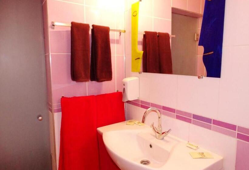 غرفة قياسية, Simona Complex