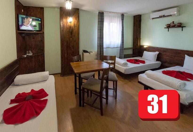 غرفة قياسية ثلاثية, Simona Complex