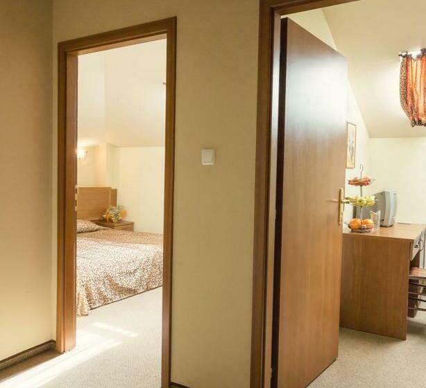 ファミリールーム, Varosha