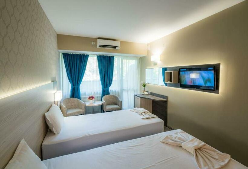 バルコニー付きスタンダードルーム, Family Park Hotel Kyoshkove