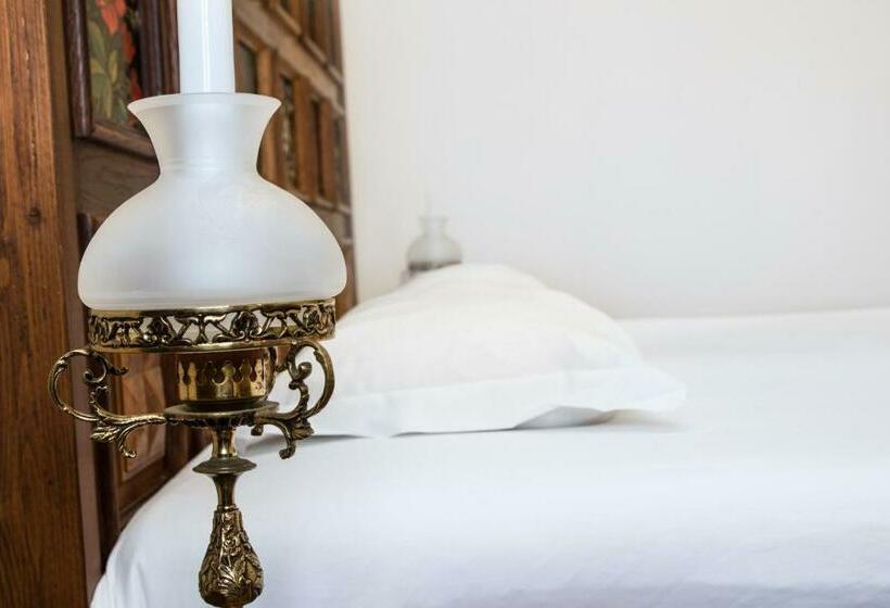 Quarto standard, Sant Jordi Hostels Lisbon