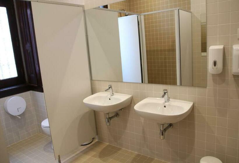Quarto Standard Casa de Banho Partilhada, Sant Jordi Hostels Lisbon