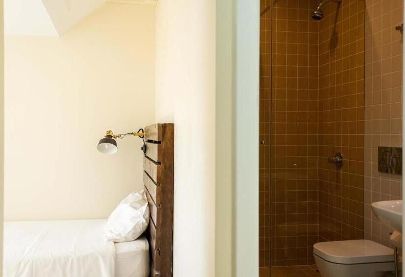 Quarto Familiar, Sant Jordi Hostels Lisbon