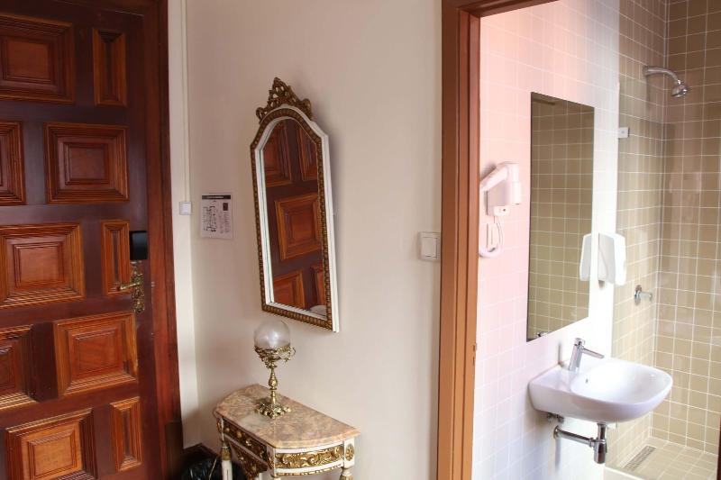 Quarto standard, Sant Jordi Hostels Lisbon