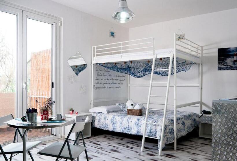 اتاق استاندارد سه نفره, Al Volo B&b