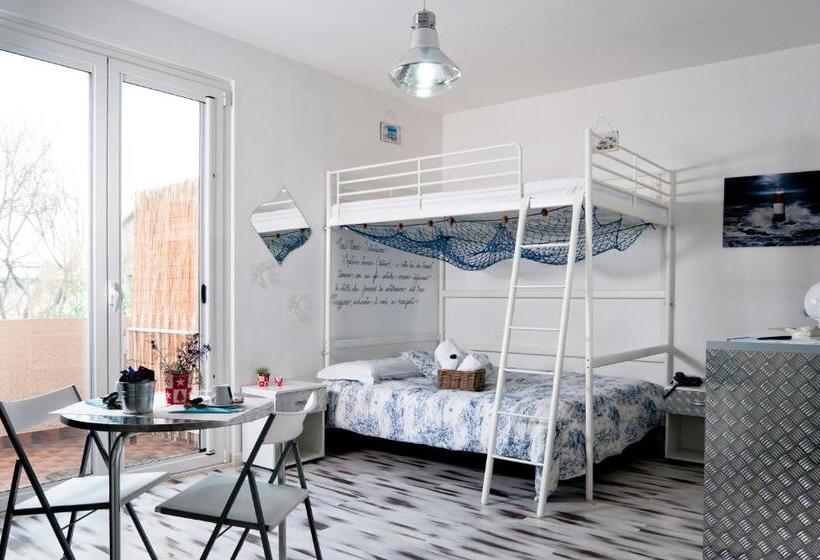 اتاق استاندارد سه نفره, Al Volo B&b