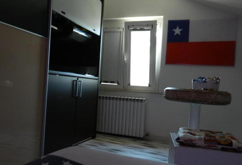 اتاق استاندارد چهار تخته, Al Volo B&b
