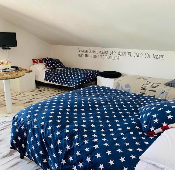 اتاق استاندارد چهار تخته, Al Volo B&b
