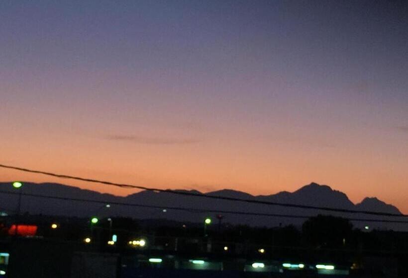 اتاق استاندارد چهار تخته, Al Volo B&b