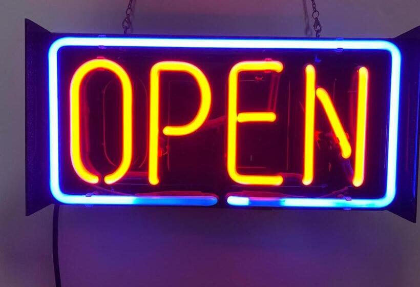 اتاق استاندارد چهار تخته, Al Volo B&b