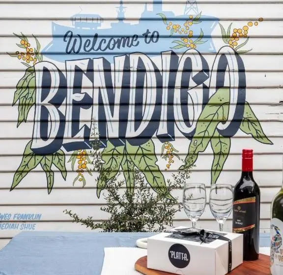 Quarto deluxe, Bendigo Backpackers