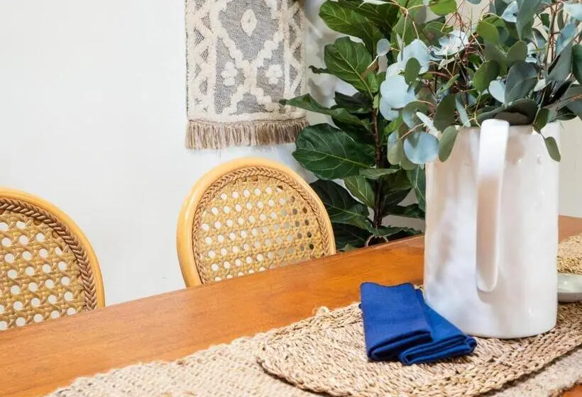 Quarto standart vista jardim, Bendigo Backpackers
