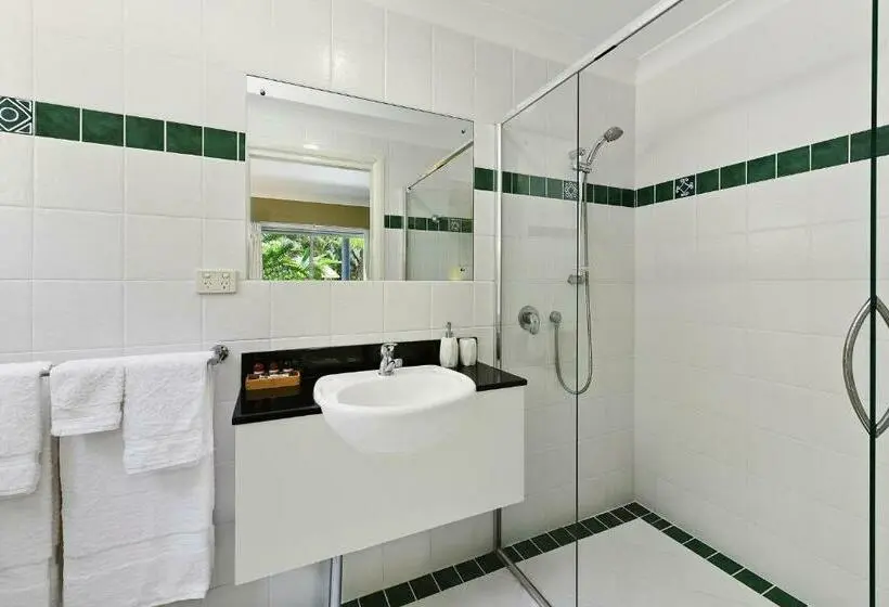 クイーンサイズベッドのスタンダードルーム, Azura Beach House B&b