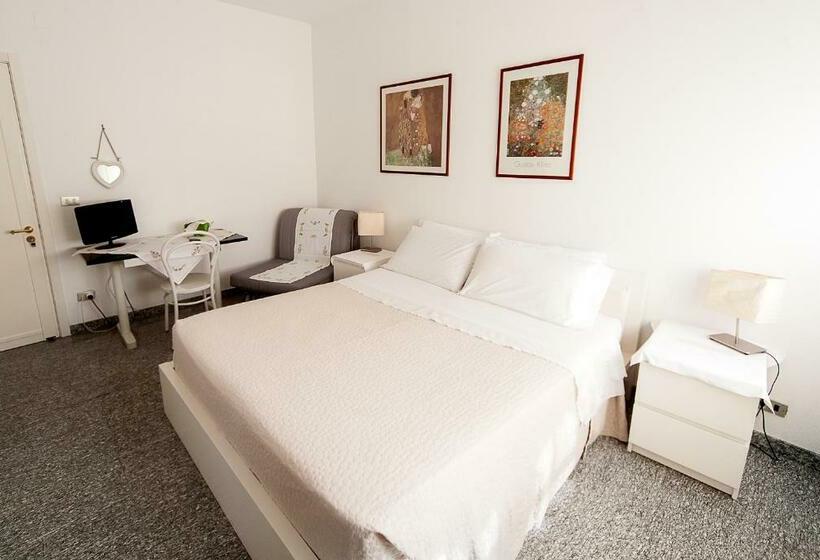 اتاق استاندارد سه نفره, B&b Magna Grecia Di Gallitelli