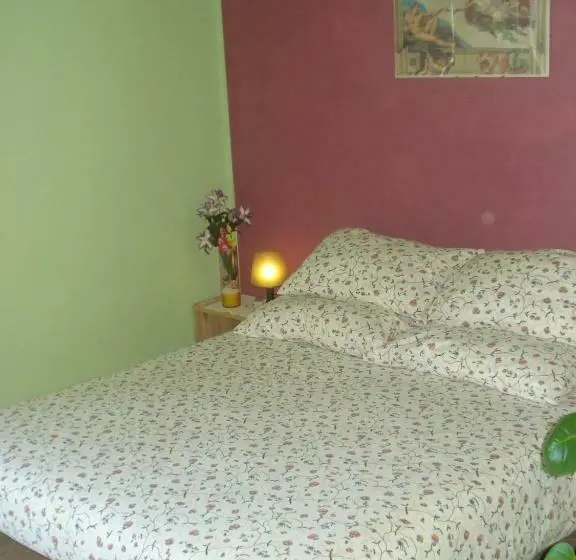 スタンダードルーム, La Mia Casa Per Tutti