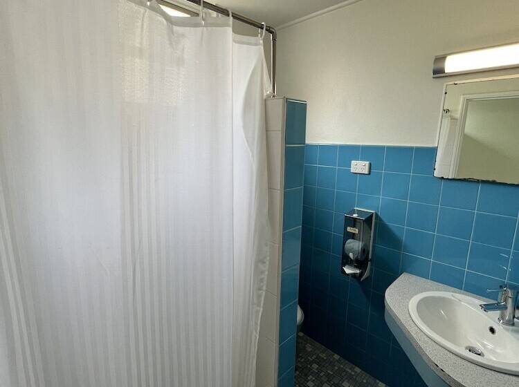 חדר דלוקס לשלושה, Hi Way Motel Grafton   Contactless