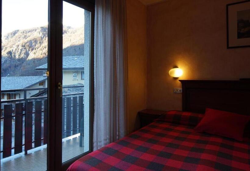 חדר סטנדרט, Al Caminetto