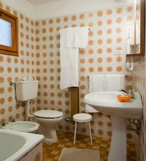 マウンテンビュースタンダードルーム, Albergo Castello Da Bonino
