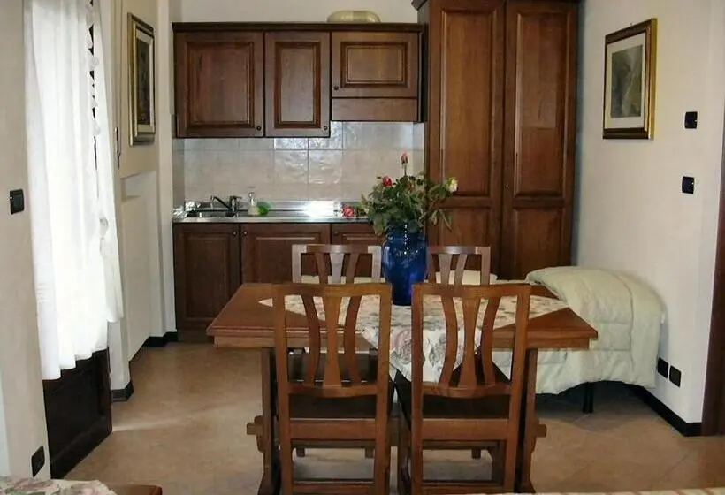 山の見えるスーペリアルーム, Albergo Castello Da Bonino