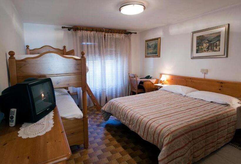 חדר משפחתי, Albergo Castello Da Bonino