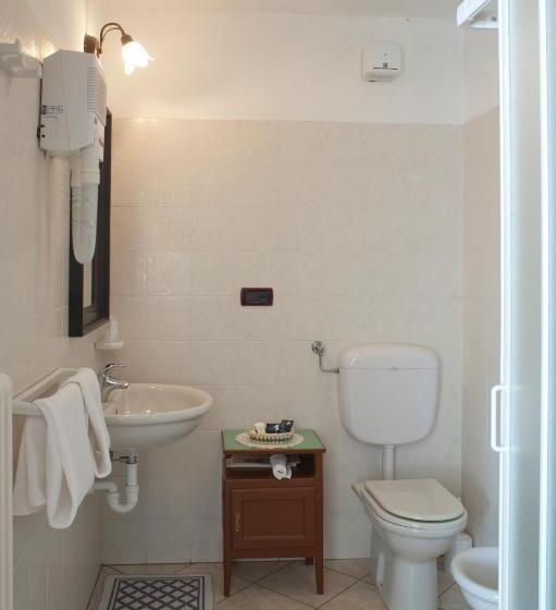 דירה בת חדר שינה 1 עם מרפסת, Albergo Castello Da Bonino