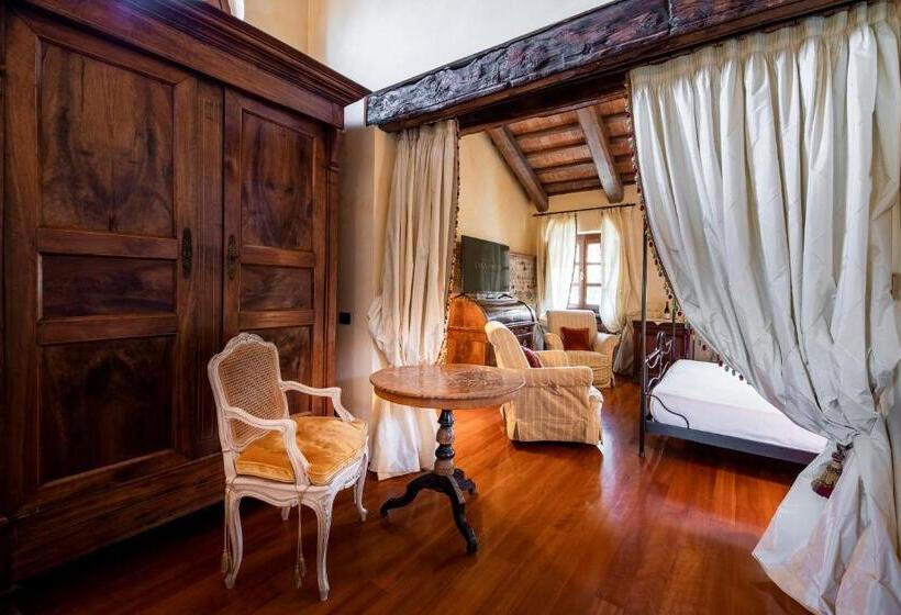 Полулюкс, Casa Pavesi