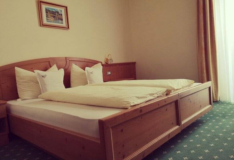 חדר סטנדרט, Castel Latemar