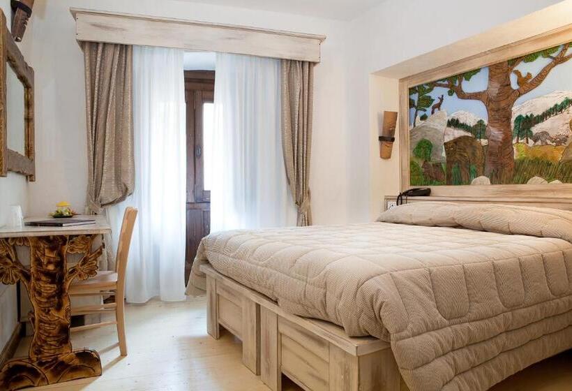 غرفة قياسية ثلاثية, Garnì La Rua Nel Bosco