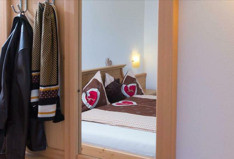 חדר סטנדרט עם מרפסת, Lindnerhof