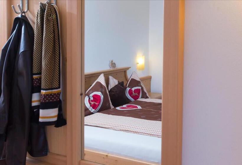 חדר סטנדרט עם מרפסת, Lindnerhof