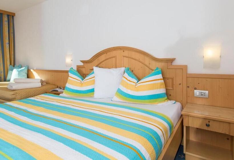 스탠다드 트리플 발코니 룸, Lindnerhof