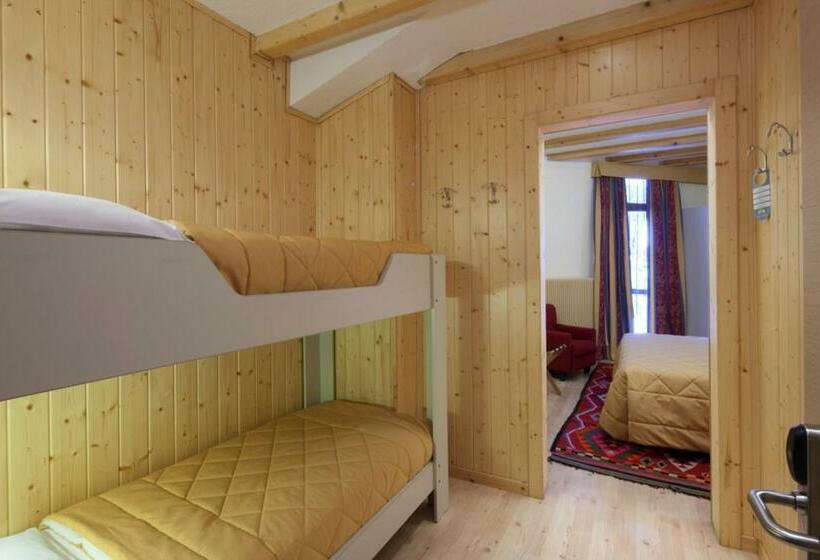 スタンダード４人部屋, Portavescovo