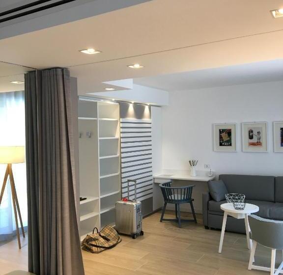 디럭스 주니어 스위트, Suite Erica Lignano