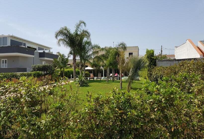 Номер Superior Вид на Бассейн, Le Murge Del Salento Hotel B&b Depandance