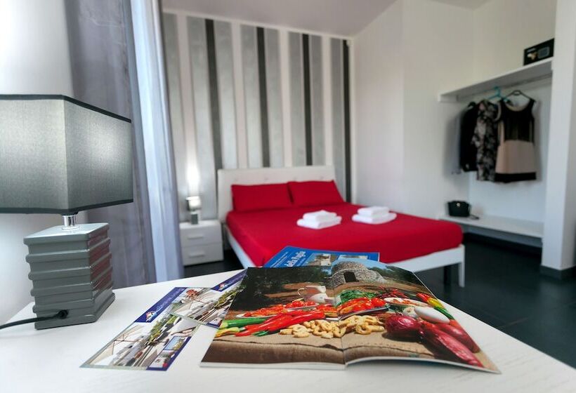 חדר סטנדרט נוף לבריכה, Le Murge Del Salento Hotel B&b Depandance