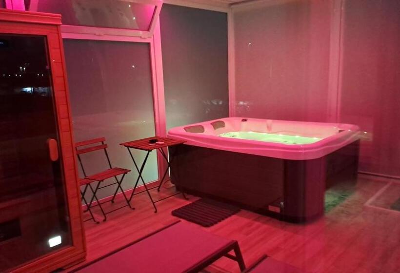 חדר דלוקס עם מרפסת טרסה, Le Murge Del Salento Hotel B&b Depandance