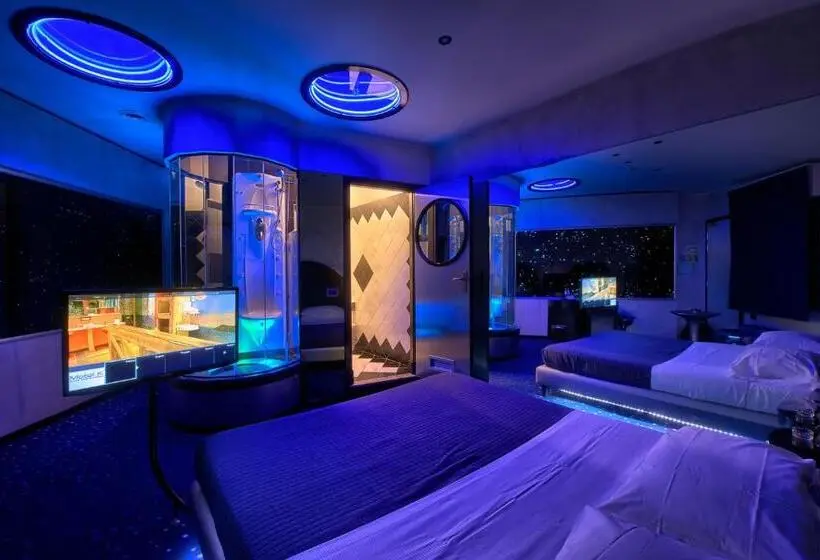 Juniorsviitti, Motel K