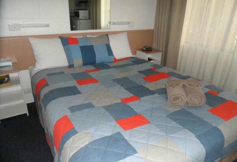 Номер Стандарт, Oakey Motel