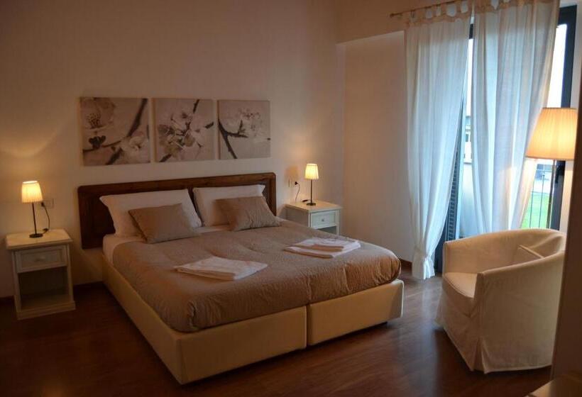 דירת חדר, Residence I Fiori