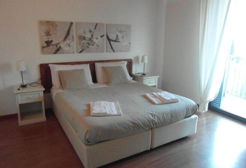 דירת חדר, Residence I Fiori