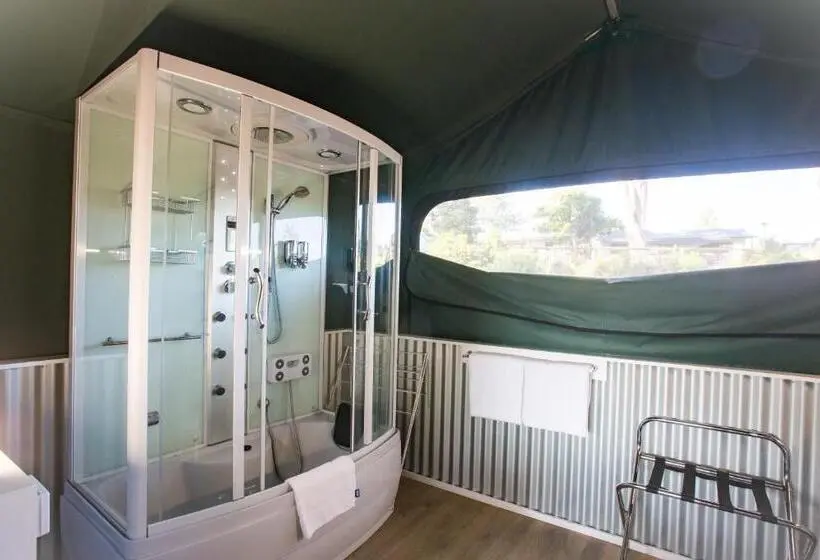 چادر با خدمات رفاهی استاندارد, Thou Walla Sunset Retreat